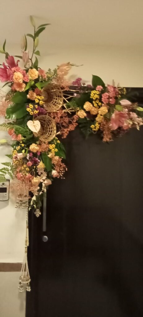 Hanging flower decoration