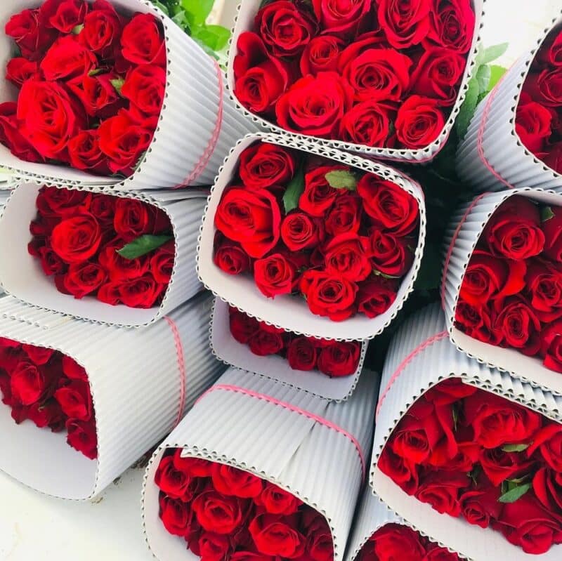 red roses flowers bunch